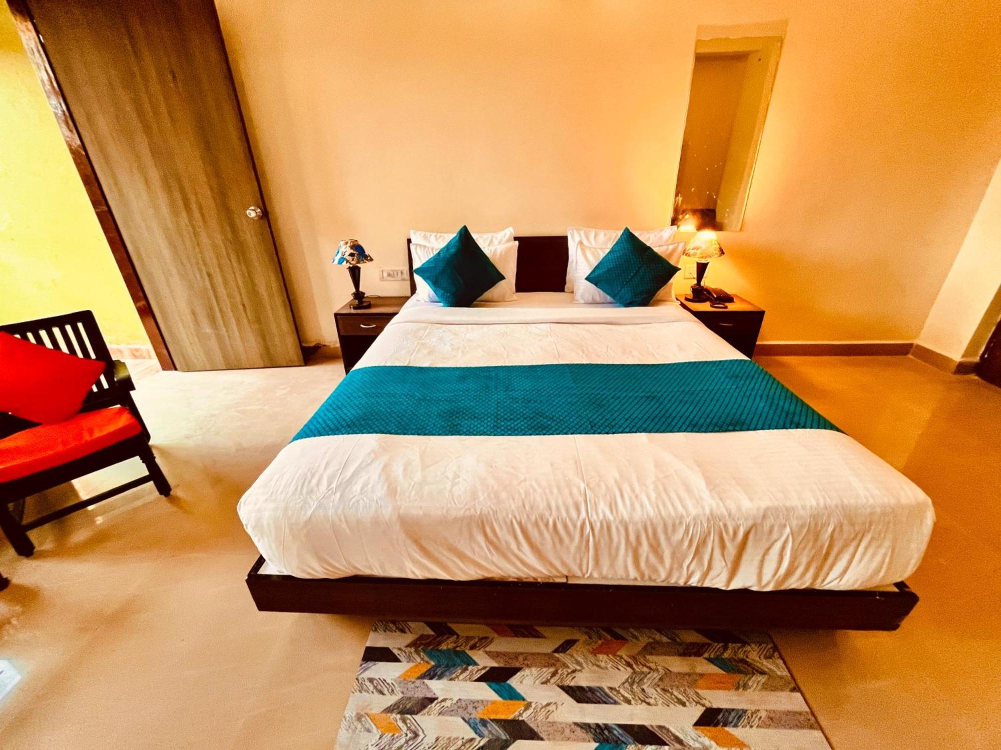 The Calagute Beach Resort By Shivam Resort 1 Km From Beach Candolim Εξωτερικό φωτογραφία